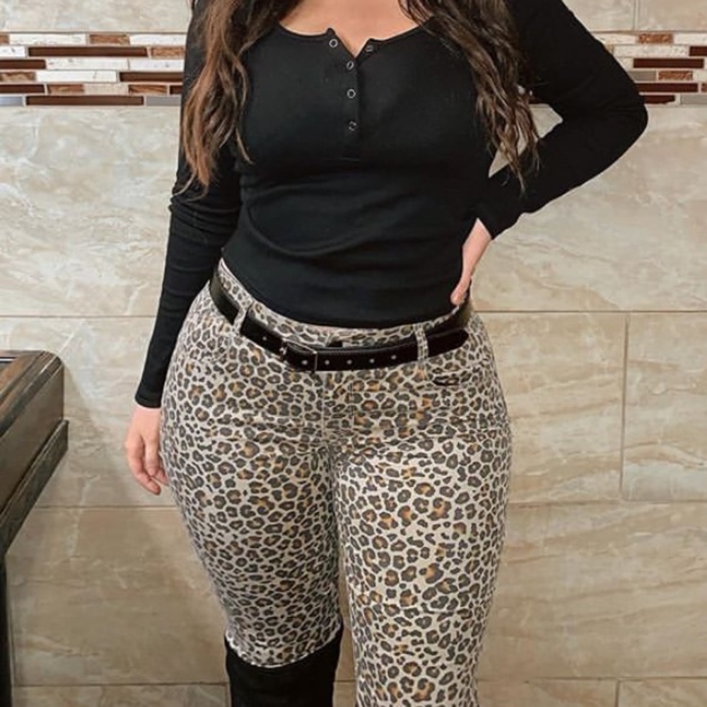 Cheetah / leopard print jeans